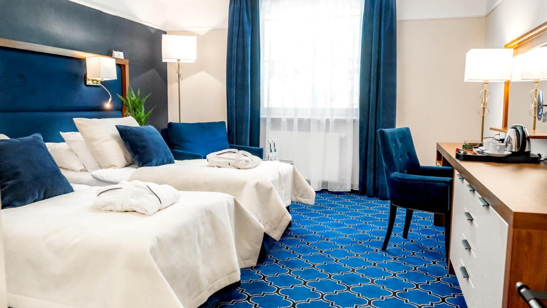 Hotel Czarny Potok Resort Spa & Conference Криница-Здруй Екстериор снимка